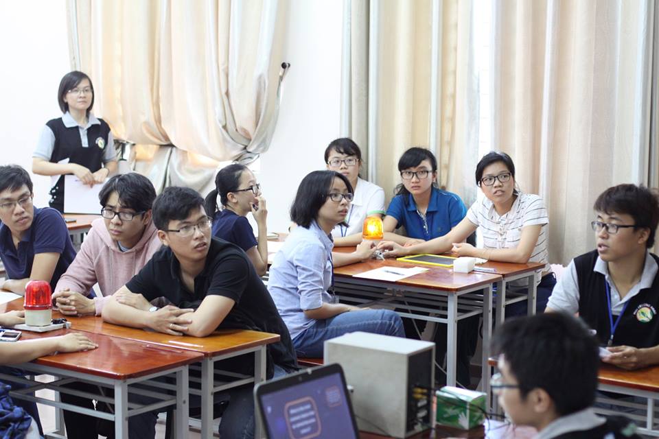 Vòng[-]2[-]Cuộc[-]thi[-]Môi[-]Trường[-]Xanh[-]2016[-]-[-]Đường[-]lên[-]đỉnh[-]Olympia
